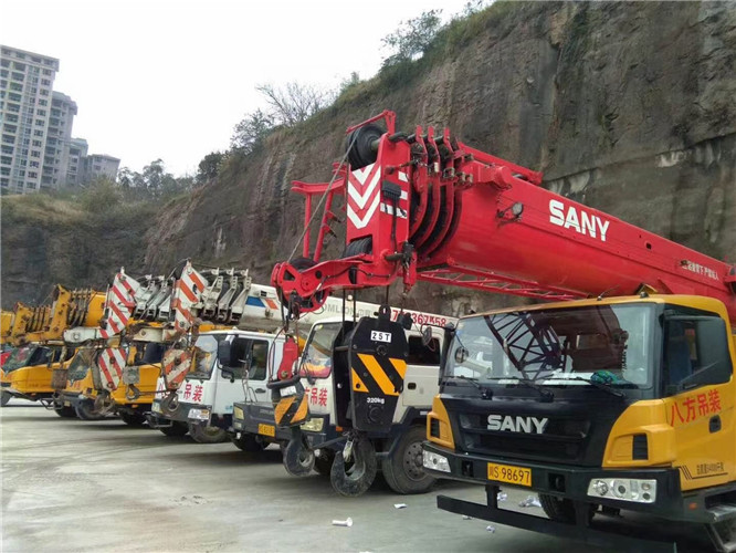 曲周县吊车出租按什么计费？台班费、单次费、里程费怎么算？