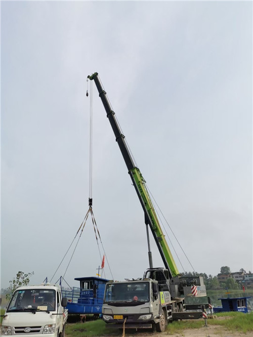 曲周县桥梁建设吊装案例